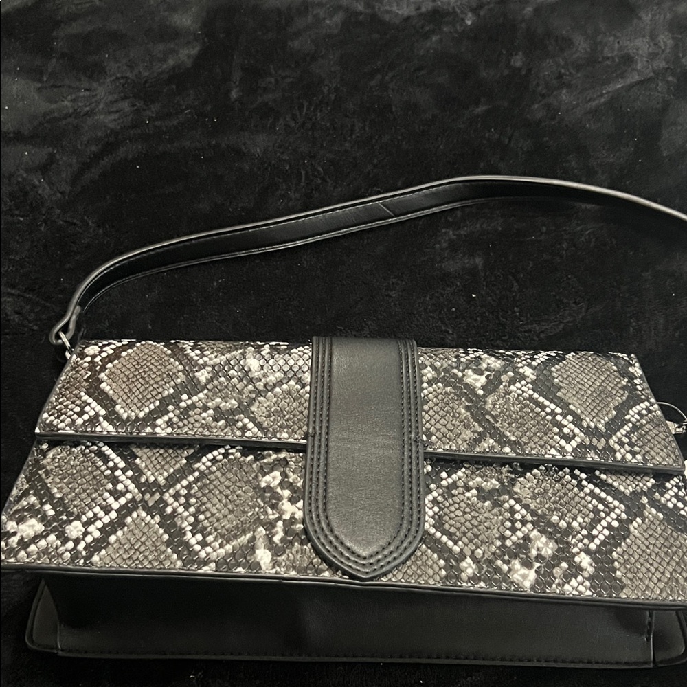 Black Snake-Print Shoulder Bag